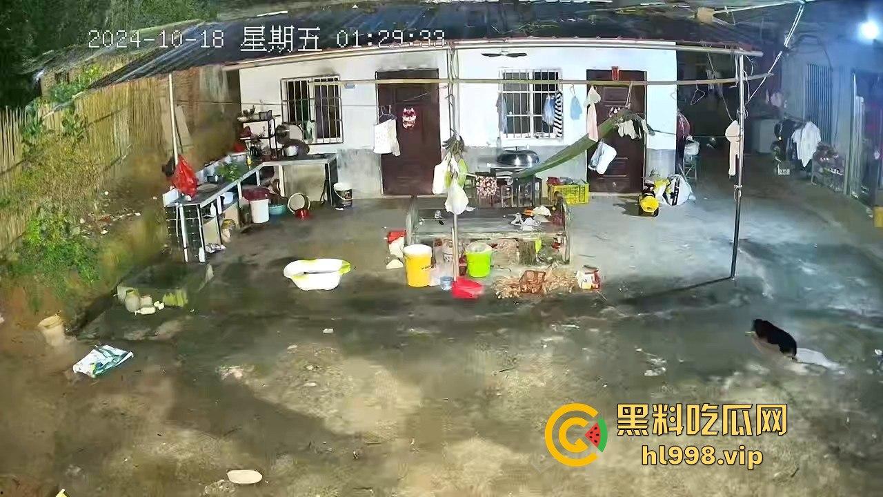 广西灵山凌晨一场大动静！五发导弹震穿黑夜，满天飞机飞来飞去！-2