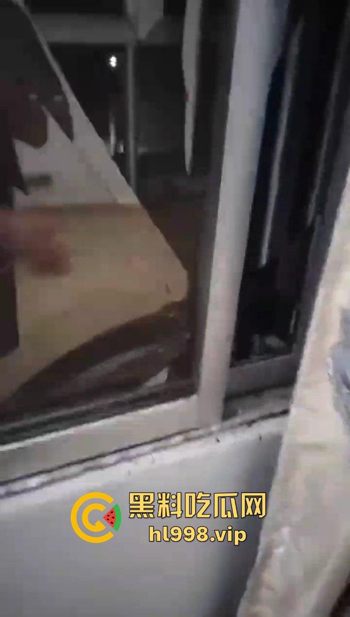 广西灵山凌晨一场大动静！五发导弹震穿黑夜，满天飞机飞来飞去！-5