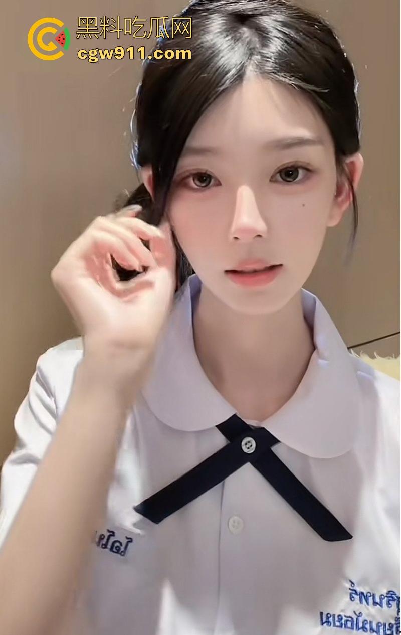 抖音御姐网红【ally】38岁饥渴少妇，收下爱豆韩奎真礼物，不惜为爱冲锋跨国送逼，真是爱情冲昏了头脑！-8