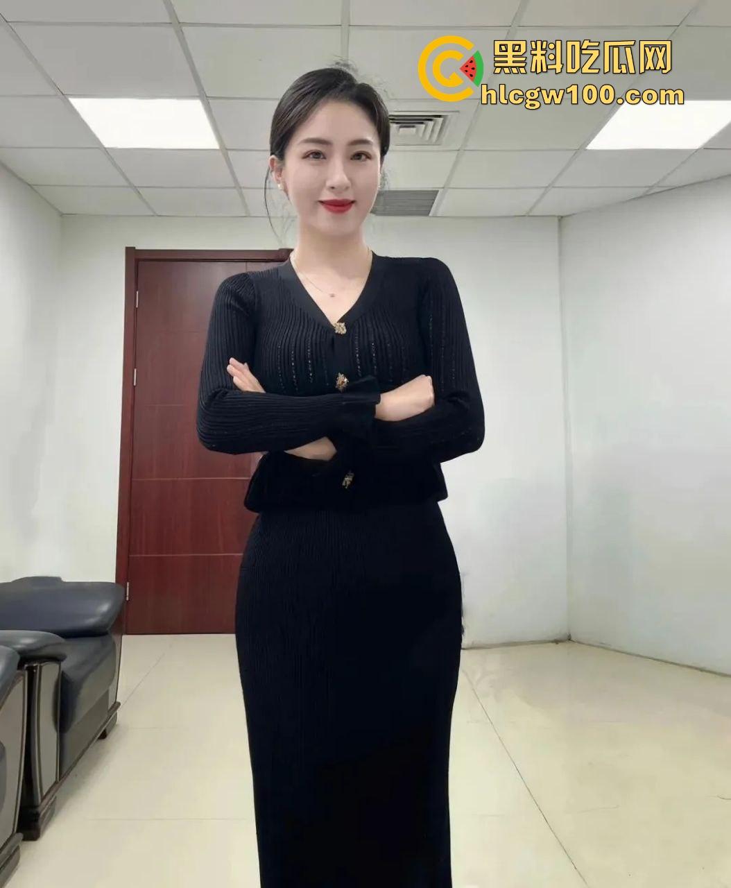 公园野战骚翻天,大姐饥渴难耐还想硬操,奈何大哥小弟弟趴着装死抢救无果,力不从心的尴尬看得人笑尿!-2