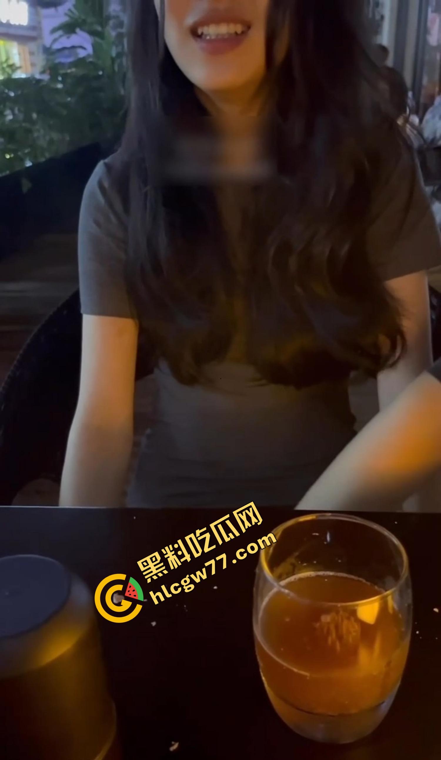 广州大学城学生妹『李璐』喝酒装纯，路上就开始抠逼湿了，开房换情趣内衣打桩到天亮，退房前还补一炮！-7