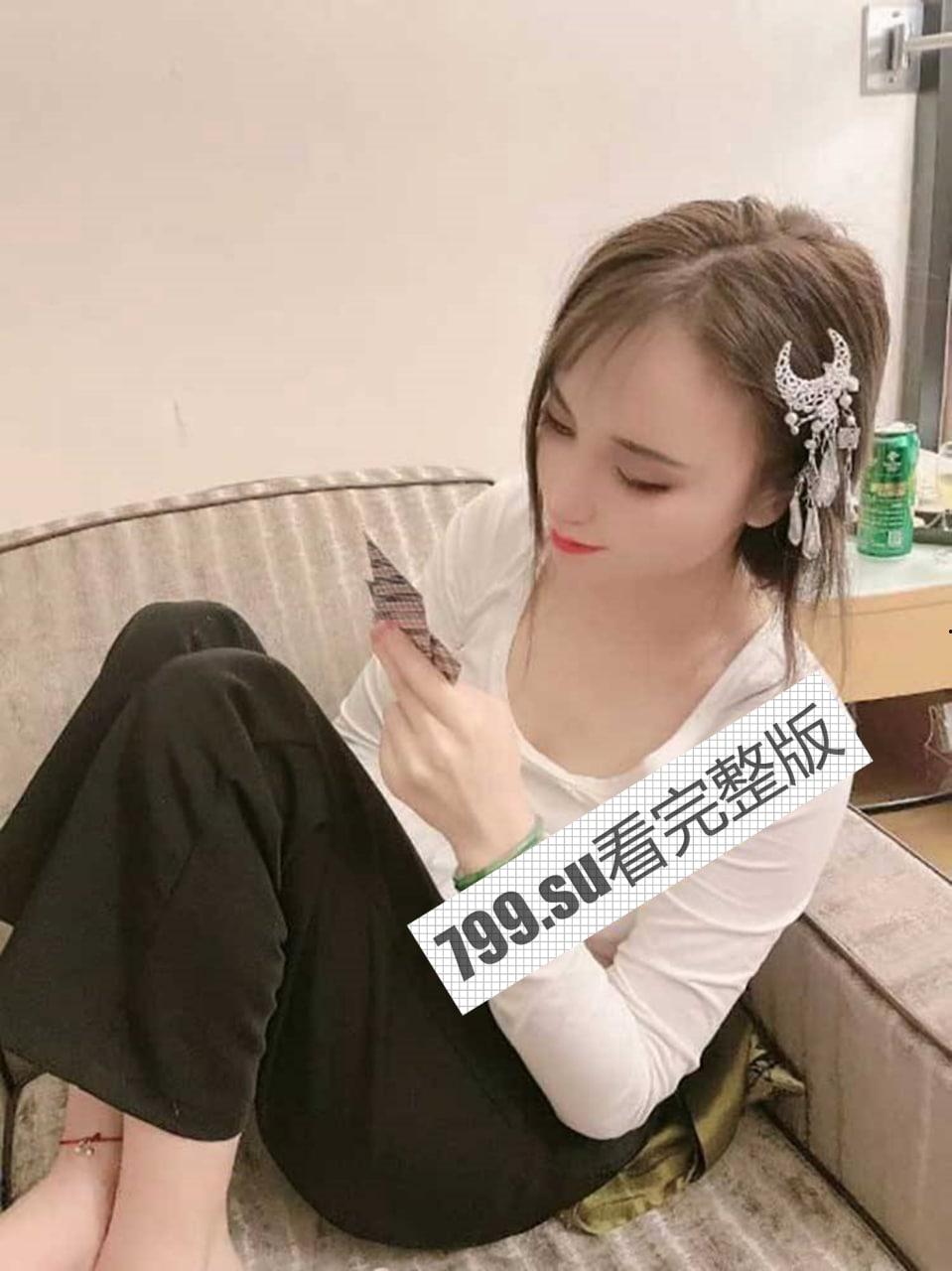 火山小视频 26W 粉丝博主 与男友做爱视频泄露 完美露脸-5