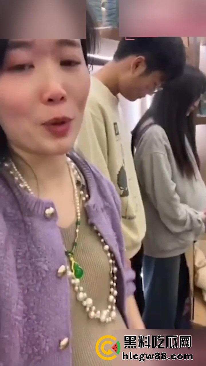 孕妇挺8个月大肚，竟发现亲妹妹怀了自己老公的孩子，姐妹双双怀孕4个月重叠，姐夫太牛逼了！-7