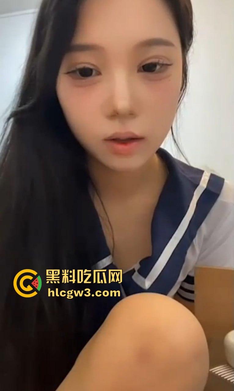 韩国颜值反差【SOEUN】卧蚕网红私拍福利大曝光 自慰舔食吸茎抽插骚穴 尺度大到爆炸!-3