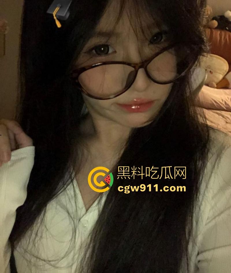 浙江工商大学大一母狗【林希然】约炮视频曝光,帮炮友深喉口交,狗链栓脖疯狂爆操,哪个男人能不瞬间硬爆?-4