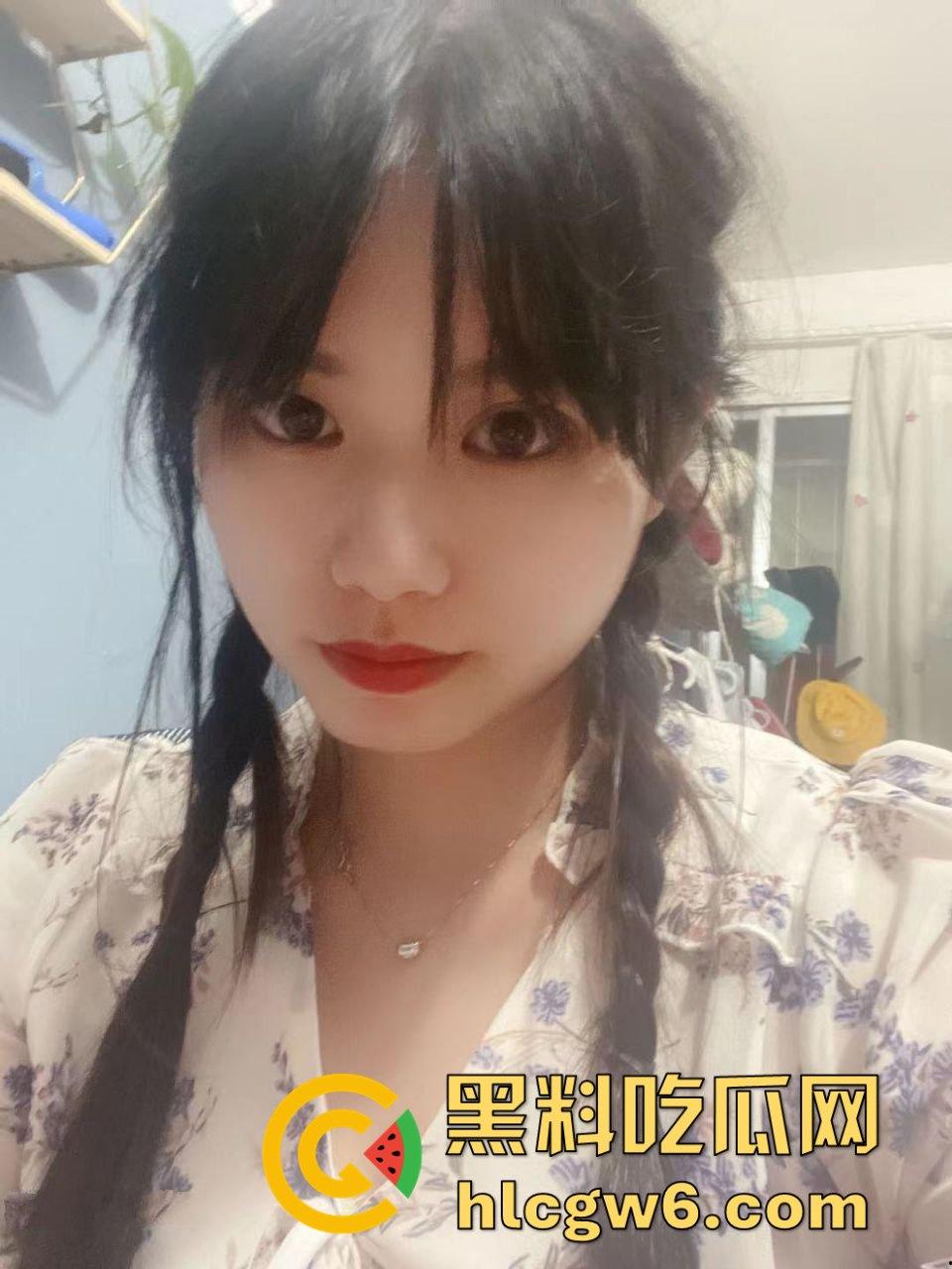 销售冠军到底怎么来的？重庆女销售『李莉』为拿单陪甲方喝到崩溃，甲方抠逼直言吃鸡口爆就签单，执行力直接拉满！-4