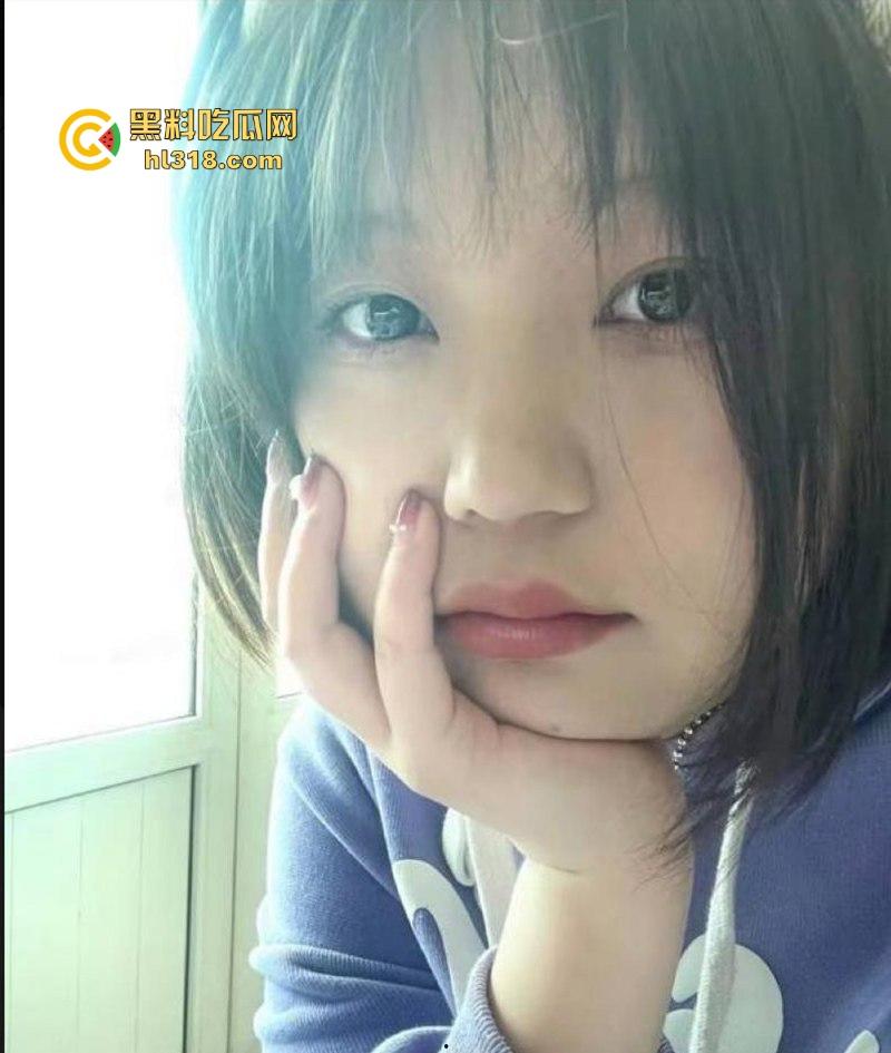 山西财经大学【郭盈盈】自慰视频流出，丰满巨乳与顶级巨臀，微胖尤物上演极致的诱惑！-3