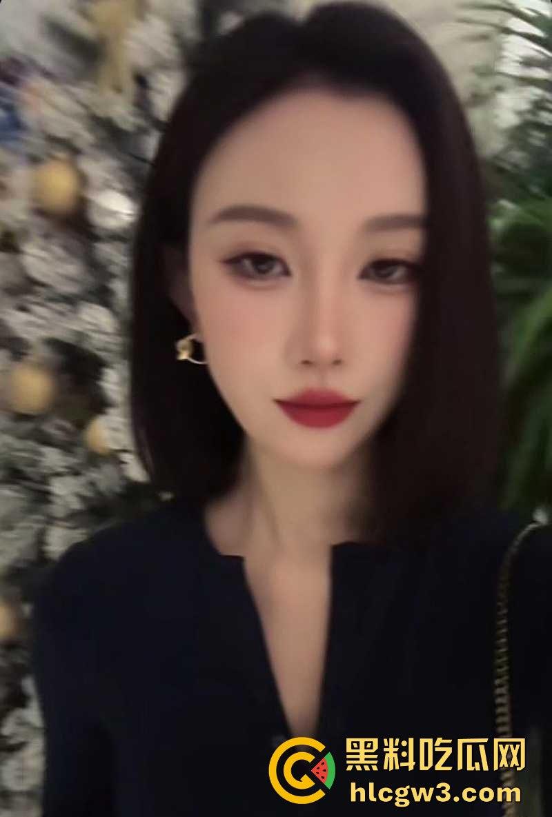 白富美前女友操作太绝 跟男模嗨出孩子，分手半年找前任接盘，还敢要求孩子随小仙女姓，这就是接球入赘？-16