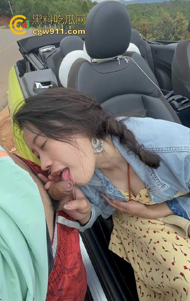 长沙极品大奶少妇【沈雯英】被炮友调教成风骚母狗，露脸口交深喉口爆，良家大奶私下化身极品魅魔勾魂！-7