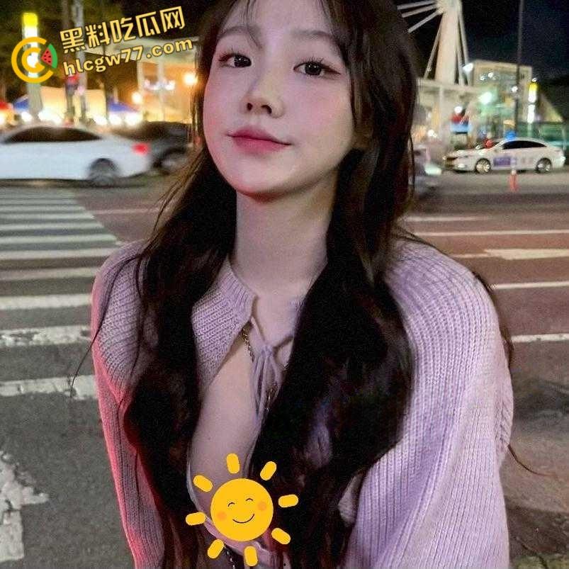 辟谣了 Zeus约炮的女主不叫黄婷 而是福利姬 李欣莳 现其大尺度裸舞合集 看能否戳到你的心窝!-3