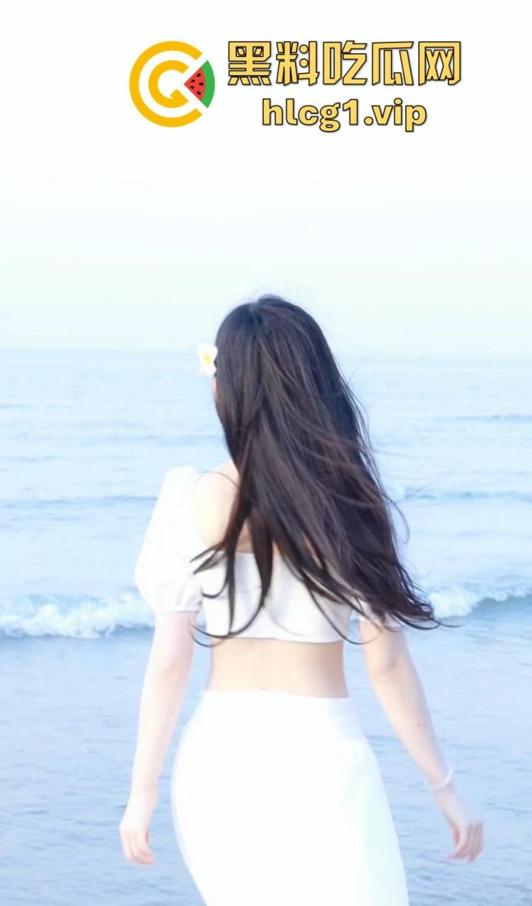 山东快手网红‘甜酱菜’直播露点录屏泄密！黑色情趣内衣下的性感诱惑曝光！-3