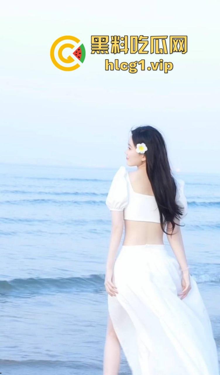 山东快手网红‘甜酱菜’直播露点录屏泄密！黑色情趣内衣下的性感诱惑曝光！-4