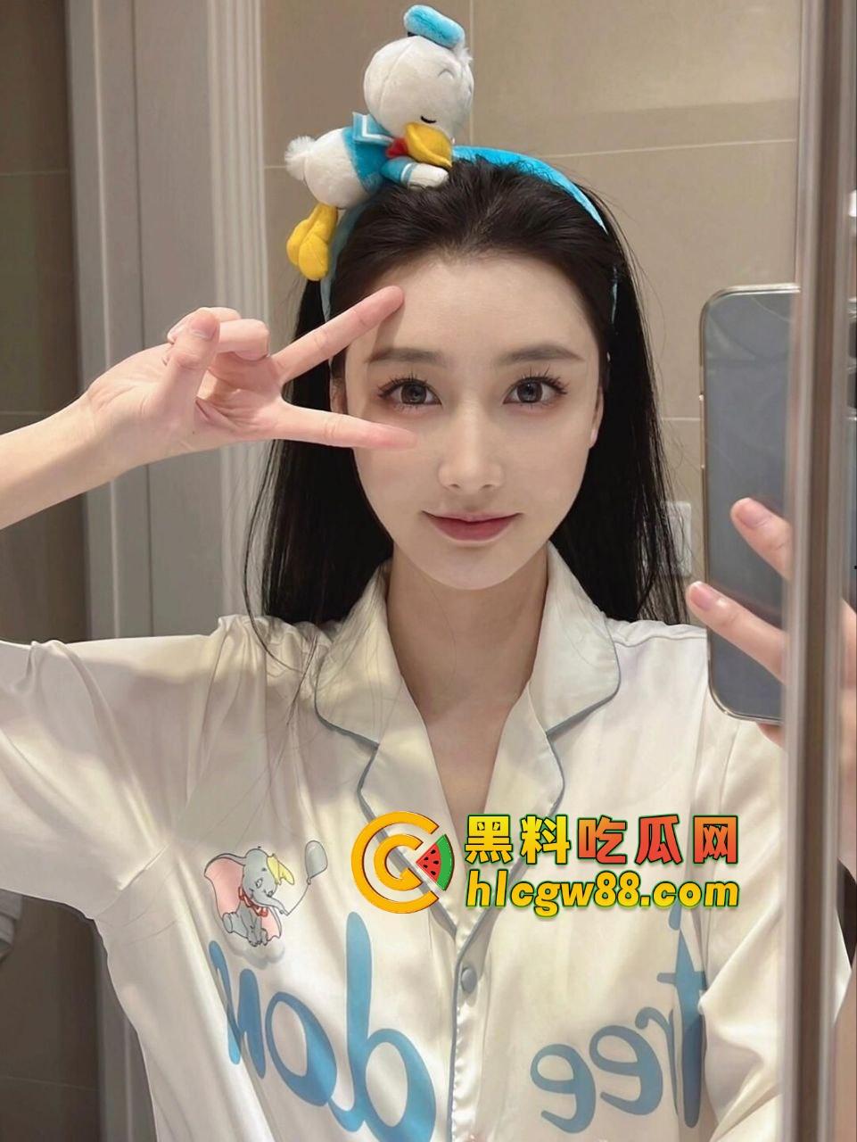 西安打气女『欧阳俞』吸完气球立马开干，日逼吃棒套餐不带喘，口水拉丝摇头吃嗨，这个真的专业！-5