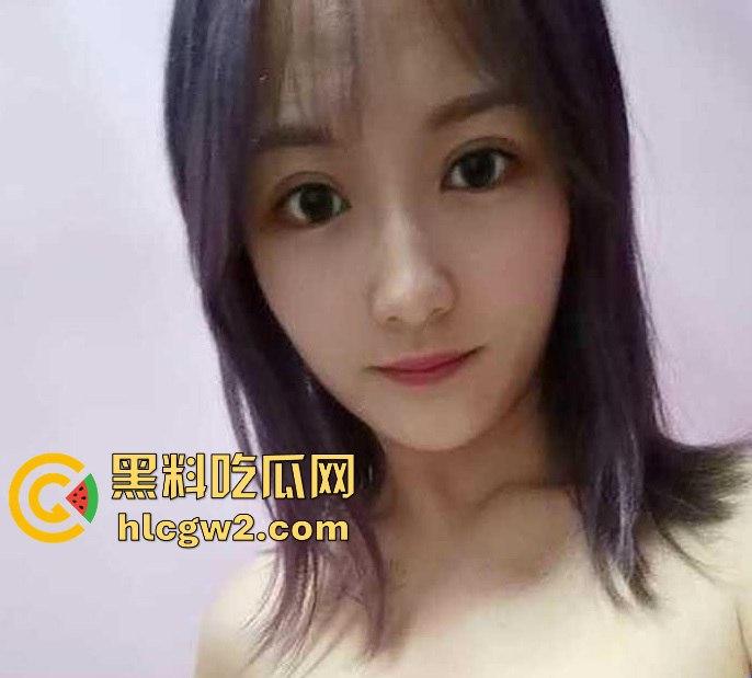 眼镜学霸【石语嫣】竟是夜里的骚母狗 修长美腿巨乳丰盈,玩穴放尿,到处约炮满足欲望!-8