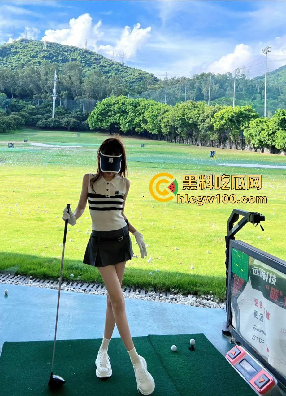 舔逼入门教程从咸咸的外皮到粉粉嫩嫩的内里，如何用舌头让她叫到腿软，直男别只知道瞎插，舔完她才真成你的人！-4