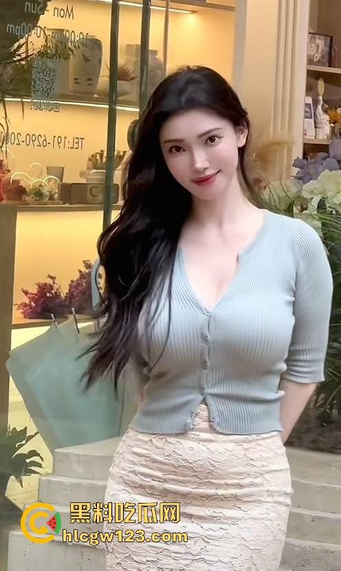 高颜值巨乳网红【刘斯斯】性爱视频流出 极品大奶 诱惑反差 男友鸡巴进去了还不满足扭来扭去的 骚出天际！-3