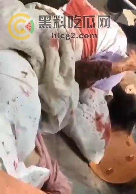 辽宁沈阳天山路亚明市场灭门惨案！争夺摊位引发血案，女儿帮忙卖菜竟成牺牲品！-9