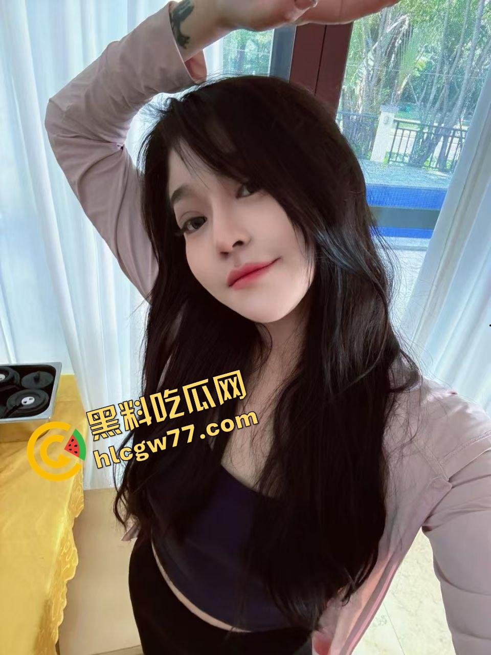 中原新柳镇准新娘【柳萍萍】未婚夫拍床上实战炫耀被哥们转发流出,情趣内衣无套浪叫夹精全程露脸!-1