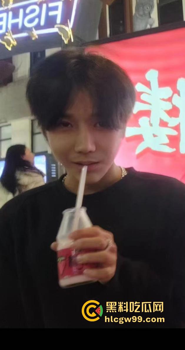 杭州故事汇！前女友ppt手撕软饭男【陈宗介】罗列出多宗罪，曝光大量照片跟视频。-14