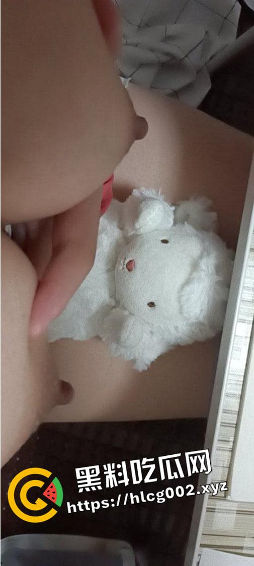 复旦大学大二系花网调流出  清纯美女却是极品巨乳 没有科技和狠活 梦中情乳 调教视频遭流出-14