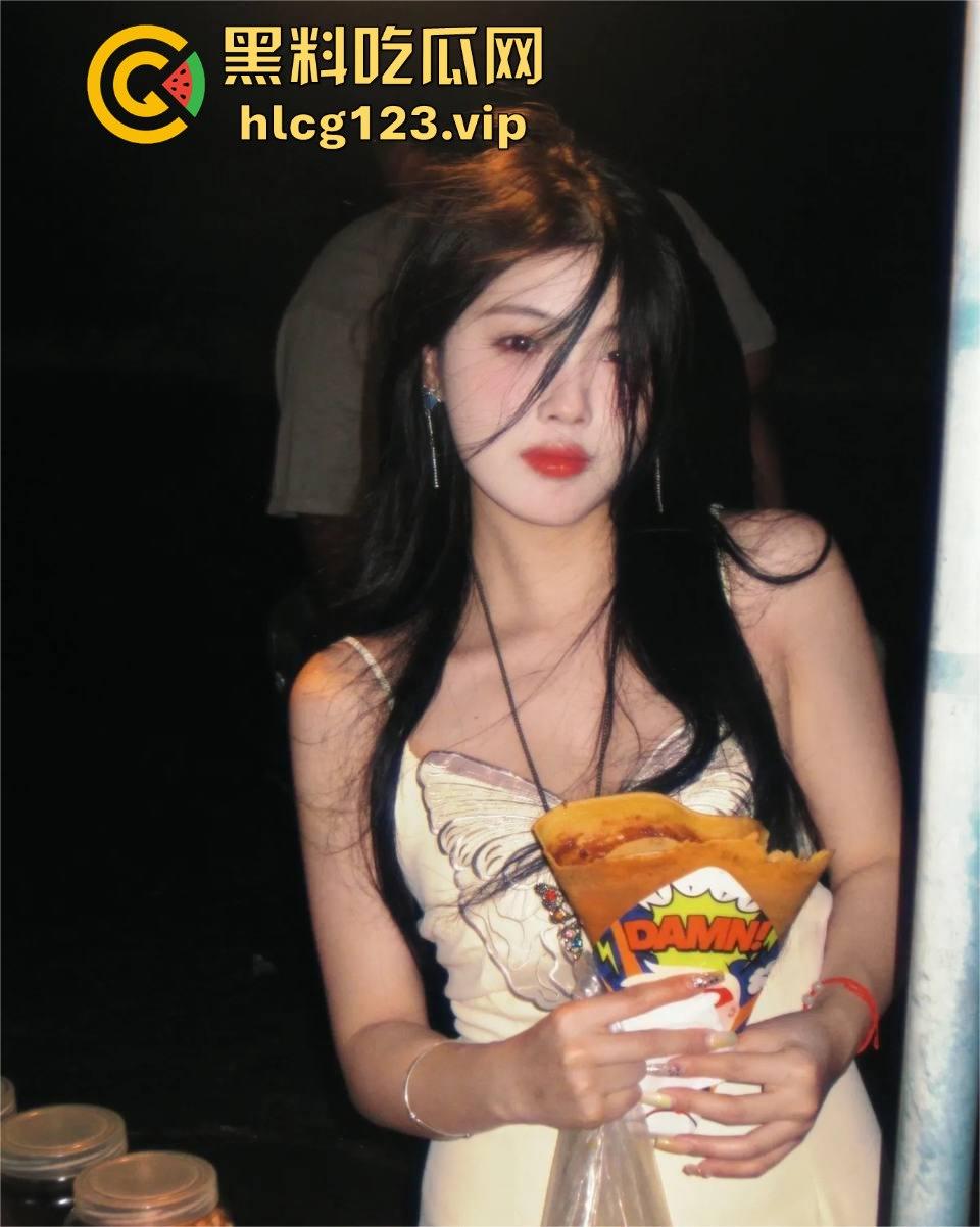 四颗福星的『王烁』塌了！嘚瑟嘲讽前女友蹭热度，结果家暴实锤送他登顶热搜！-29