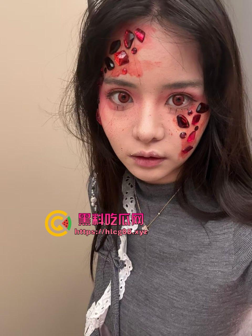 上海气奴贱婊B痒白嫖姐,上班不操她就恐吓扣小费,男模怒曝丑浪母狗家里堆气罐脑残爱3P双洞齐干!-13