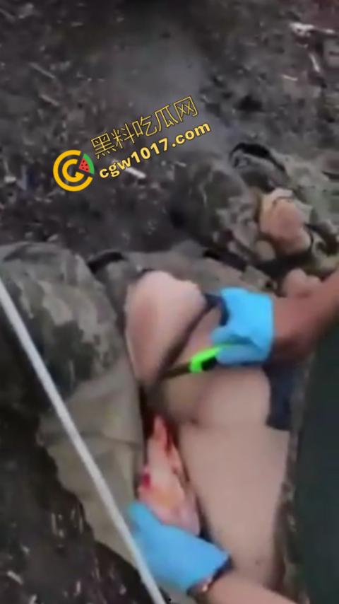 恐怖慎入：战俘被残虐致死内部视频曝光：耳朵，阴茎被残忍收割，现场画面血腥暴力，胆小这勿入！-5