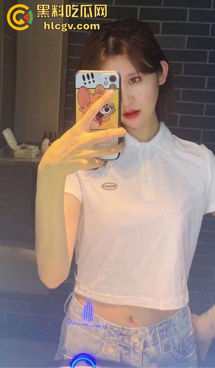 百度云惊爆富二代与极品女友啪啪视频！情侣私密日常被曝光，画面香艳十足！-9