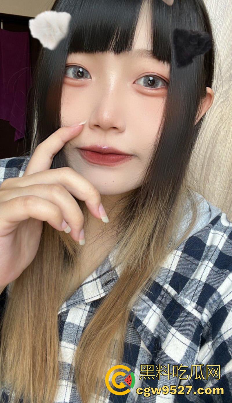 厦门高颜值母狗【赵茹艺】,非常反差的大奶人妻,背着老公装少女,在网上勾引弟弟,被老公发现曝光-1