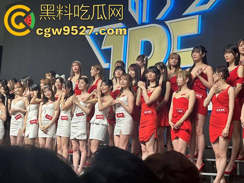 这才是男人天堂啊,台湾成人展盛况,各路老师齐聚一堂,大胆展示性爱姿势,这里面有你喜欢的老师吗?-6