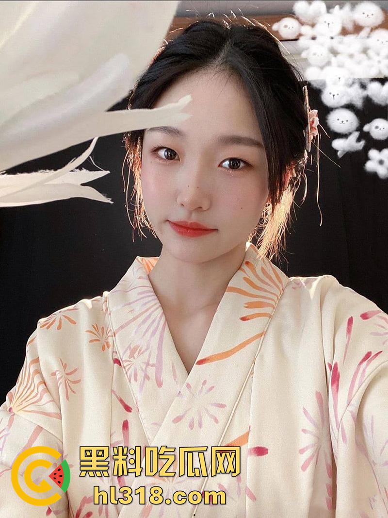 清纯颜值白富美【张欣玥】,表面富家千金背地里骚母狗一条,给主人深喉吃屌淫靡喘息,大量不雅视图流出!-3