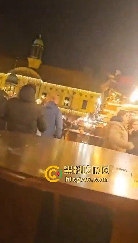 德国马格德堡发生车祸，一辆宝马车直撞向人群，疑似恐怖袭击！！-7