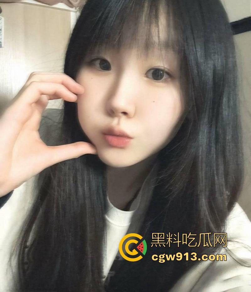 广西师范学院【王楚润】奔现网恋男友，见面后主动献身骑乘，又淫荡又饥渴，为什么我遇不到这么的网友！-1