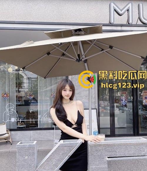 广西南宁咖啡店老板娘马苏被曝偷情！黑丝后入猛操到欲仙欲死，简直就是人间尤物！-6