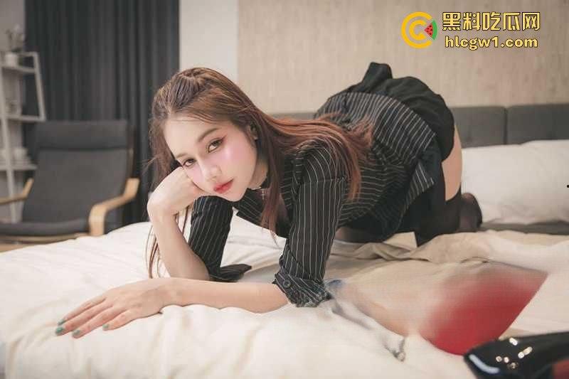 台湾骚水娃【Bella贝拉 】最新作品AJ女神 模特身材天使脸蛋各种姿势抽插内射！-1