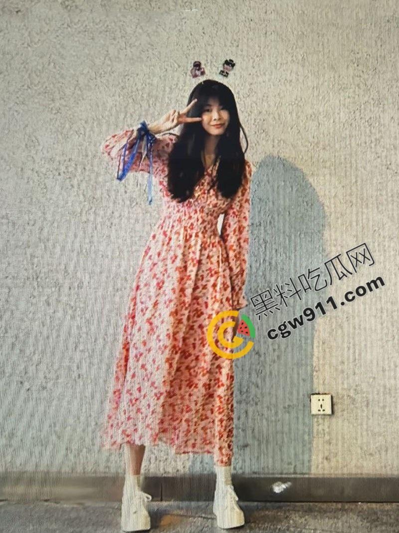 河南许昌新婚小夫妇婚假激情视频泄密！巨乳新娘情趣撩人，丈夫猛攻嫩穴，销魂呻吟震撼全网-4