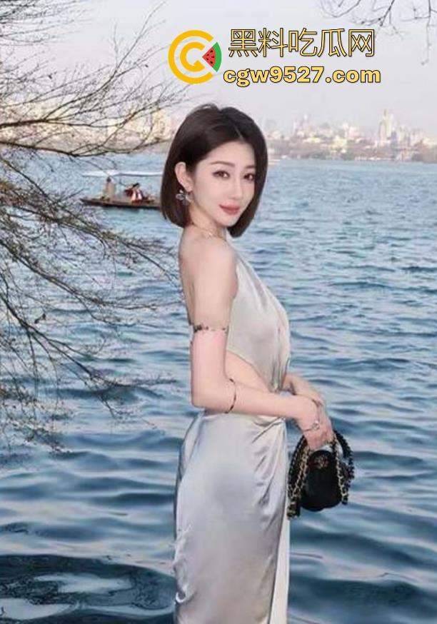 海角乱伦，强上刚回家的姐姐，嘴上说不要不要身体却十分诚实，主动口交上位骑乘，十分淫荡！-2