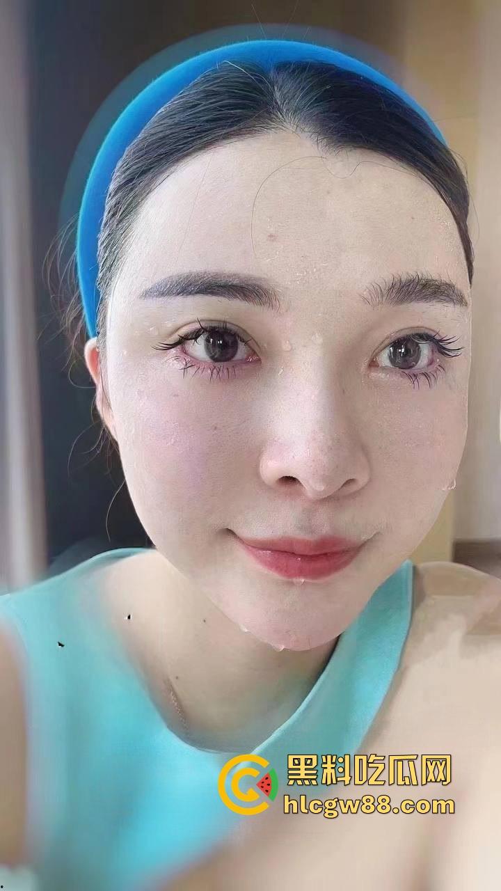 深圳假名媛龙岗御姐【夏婷】开着718保时捷装逼四处勾金主,不卖逼根本养不起车,一身科技脸还能装多久?-4