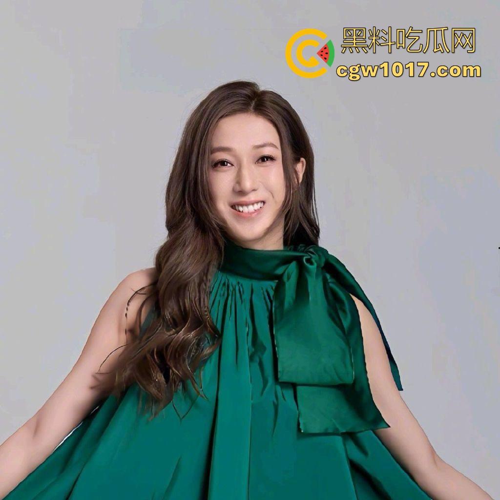 香港TVB女演员好彩妹【钟嘉欣】曝光老公【Jeremy】婚内出轨视频，童年女神为夫淡出竟遭背叛令人惋惜！-20