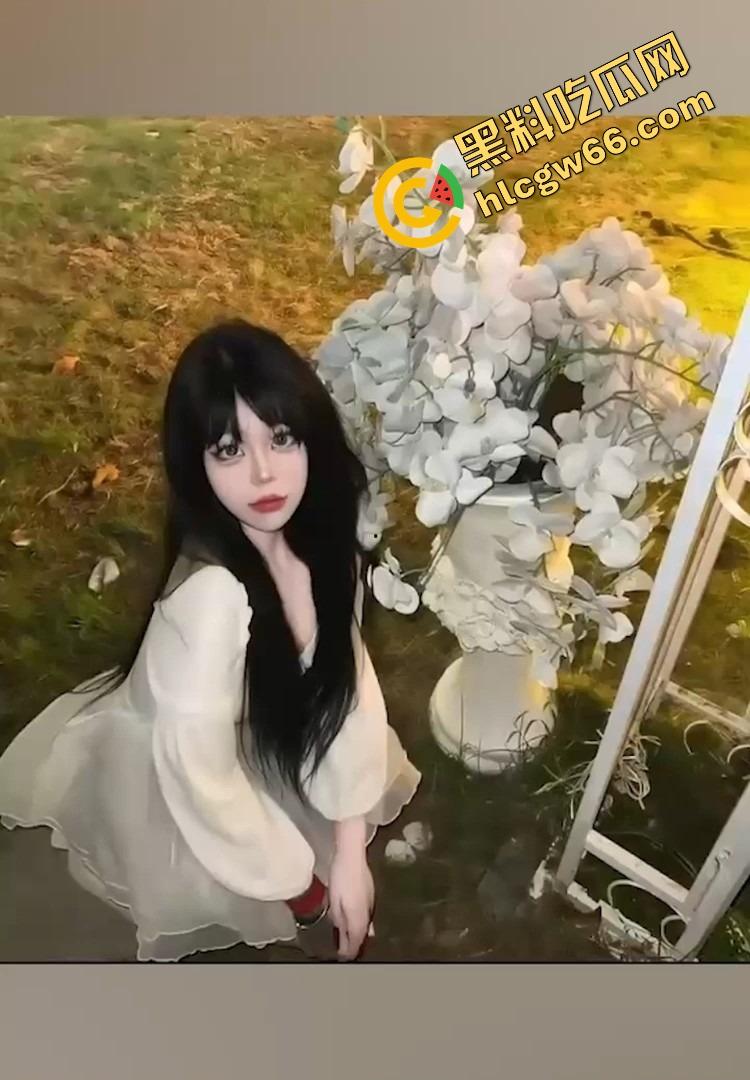 营销女不营销酒只营销逼 南京space【边晨】掰穴爆操卖片 露脸纹身全曝光 骚得比跳蛋还主动！-7