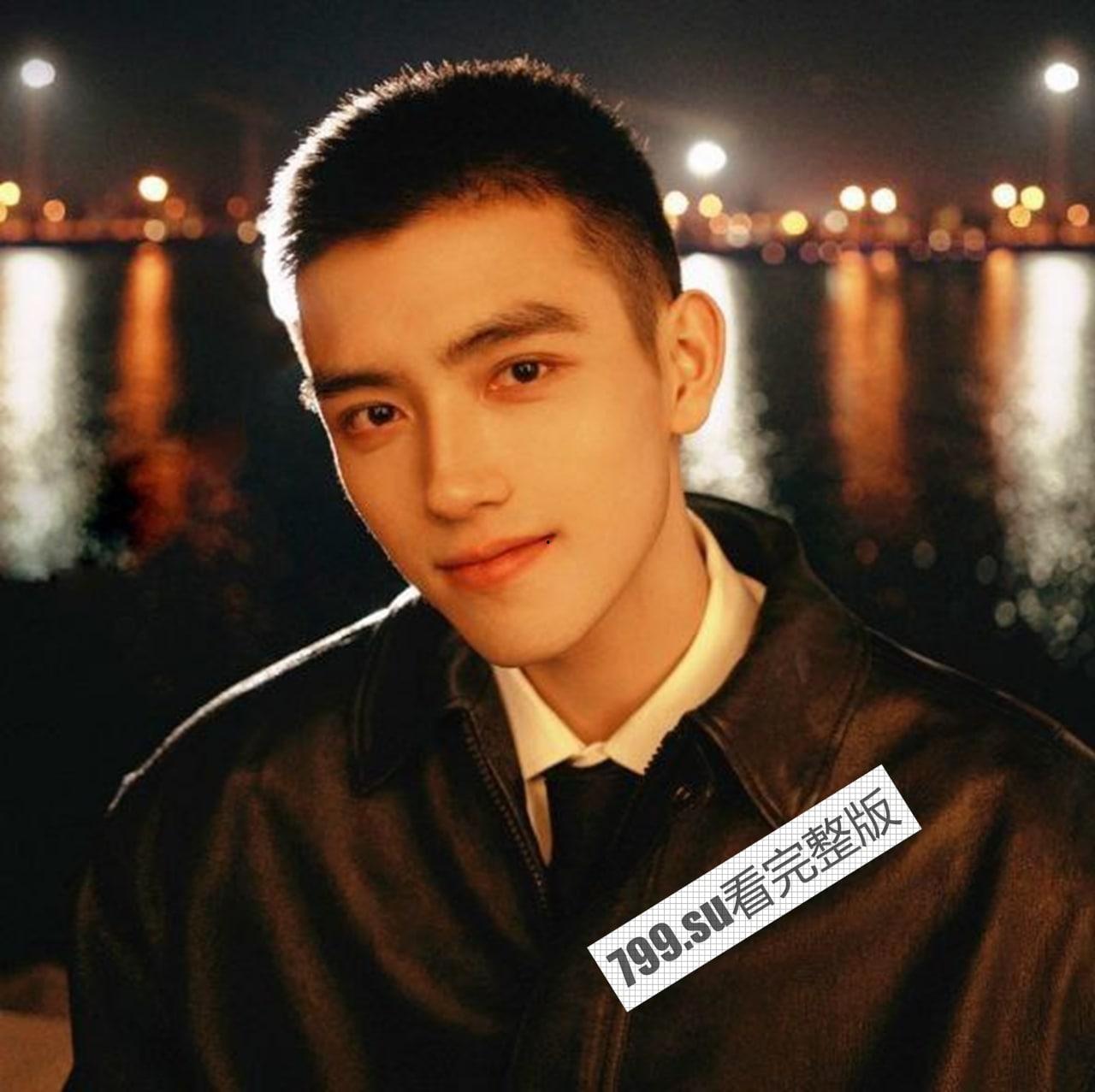 陈飞宇床照门 陈凯歌之子与已婚胡女士的床照 被人妻老公卖狗仔队报复！暴富？ 网络疯传【19 分钟完整视频】-1