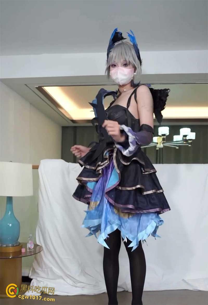 少萝网黄【沐沐baby】，COS公孙离白虎嫩穴自慰，开档黑丝乳萌骚露穴，看射一众二次元男粉！-1