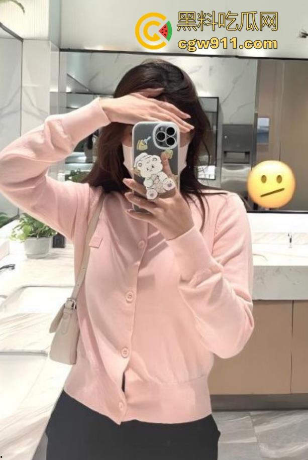 江南大学大三学生妹【唐莉君】为与网恋男友奔现禁欲30天，奔现那天送逼上门，大战四天三夜，彻底放飞自我！-1