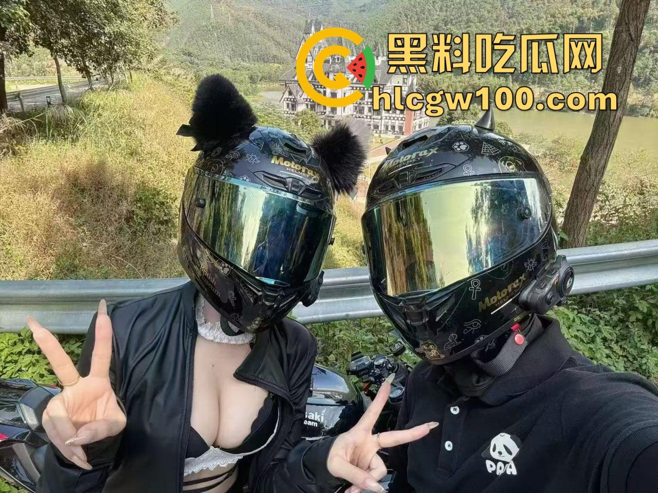 摩托圈真香定律只爱女骑不爱男 女骑才是摩托圈的门面 丝袜造型冷天也不怂 风里拍片还玩验胸!-3