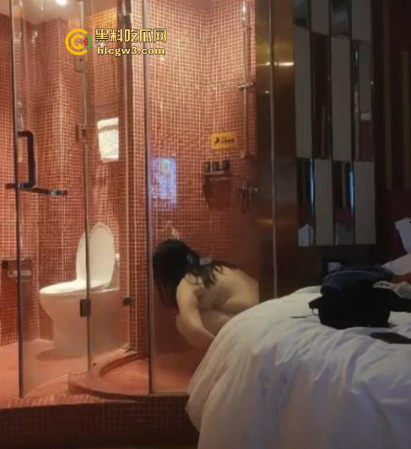 坐牢三年 错把母猪当天仙！ 小伙出狱soul约炮巨肉坦克妹 谁知酸逼自带生化攻击 臭yue了！-5