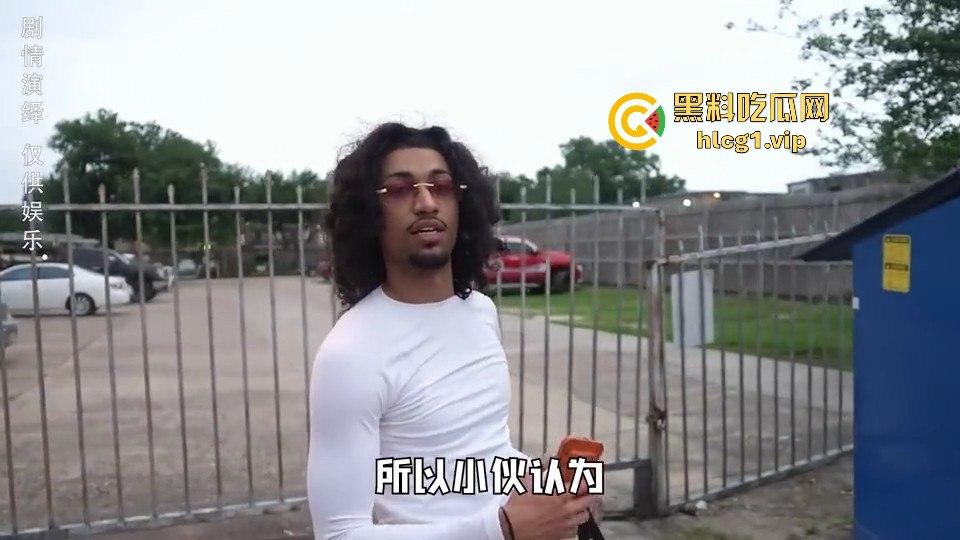 广坎达未来是这样的？黑人小哥背着5万左右走遍美利坚，测试会不会被抢，结果让人意外！-10