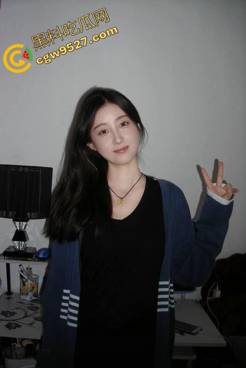 哈尔滨大学校花宋婷情人节约炮学长！出轨被男友怒曝，高颜值极品身材堪称年度最佳反差婊!-1