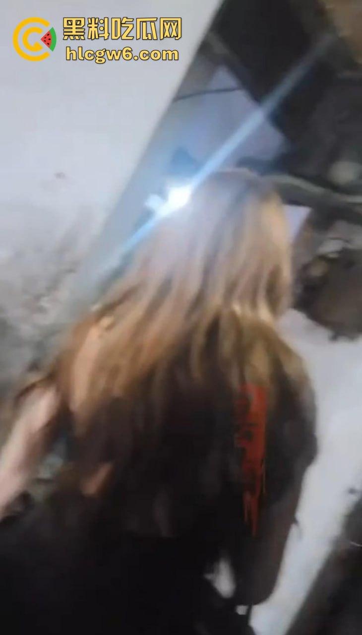 暗访破楼花房闺阁!外面像废墟,里面全是300块起步的小仙女,真是男人的避风港,这种地方不来都对不起自己!-11