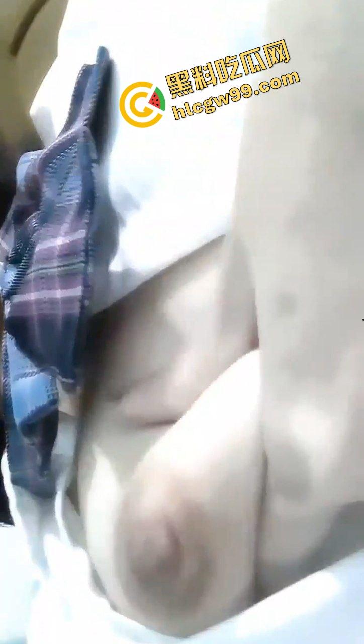 广东艺术职业反差小太妹【苏倩】女仆装JK服露奶抠逼，发骚自拍卖视频赚生活费！独家曝光流出！-6