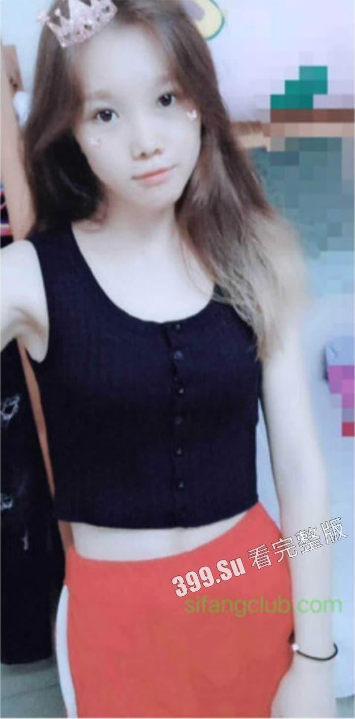 广西罗城 仫佬族93年 #吴翆林 裸贷借款4万元没有能力偿还被债主 #肉偿 貌似还在自己家 一直恳求对方轻点操-1